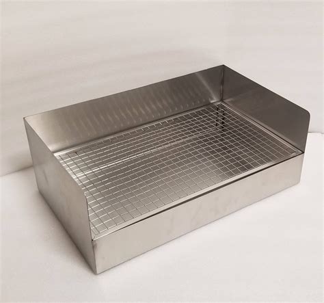 stainless steel steamer pan diy sifting litter box|homemade cat litter box.